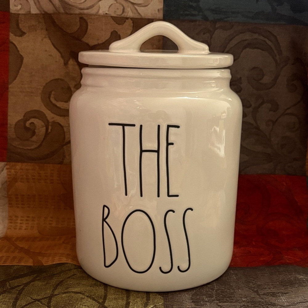 🍪Rae Dunn 'The Boss' Kitchen Canister/Cookie Jar🍪